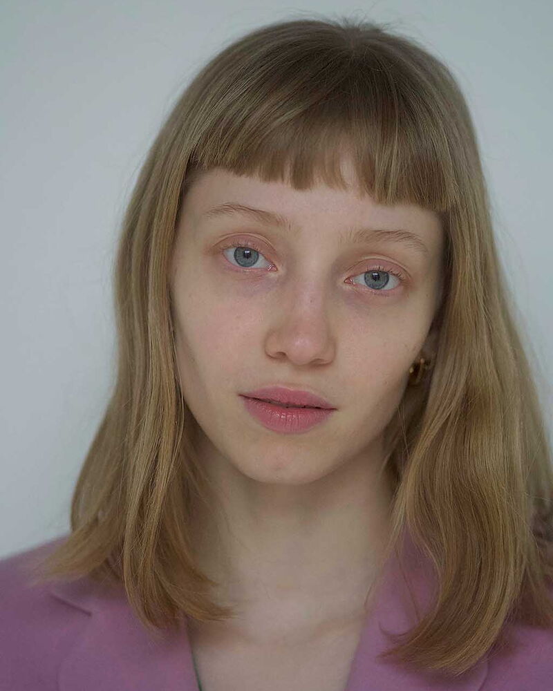 Laura Louise van Meurs - iaf Schauspielschule, Lehrauftrag: Physical Theatre, Tanz, Körpertraining